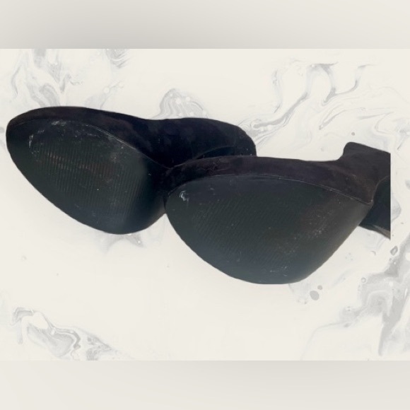 George black high heels with black rhinestones. Size 8 - Picture 7 of 9